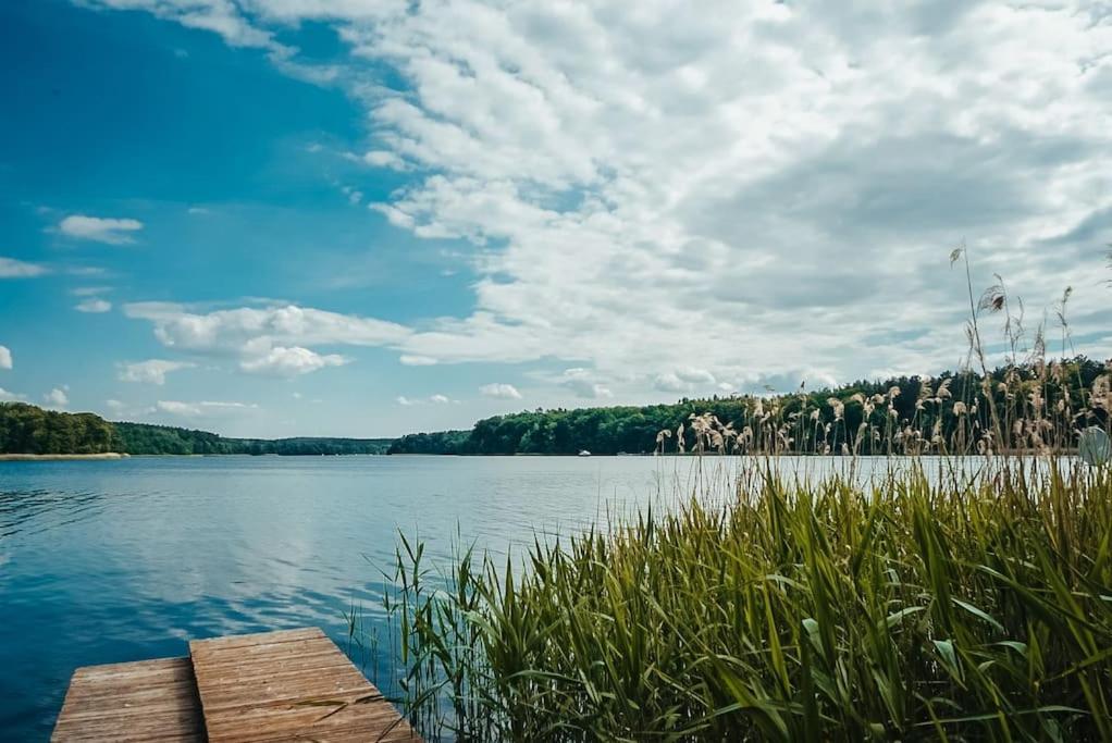 Ferienzimmer Direkt Am See Priepert المظهر الخارجي الصورة